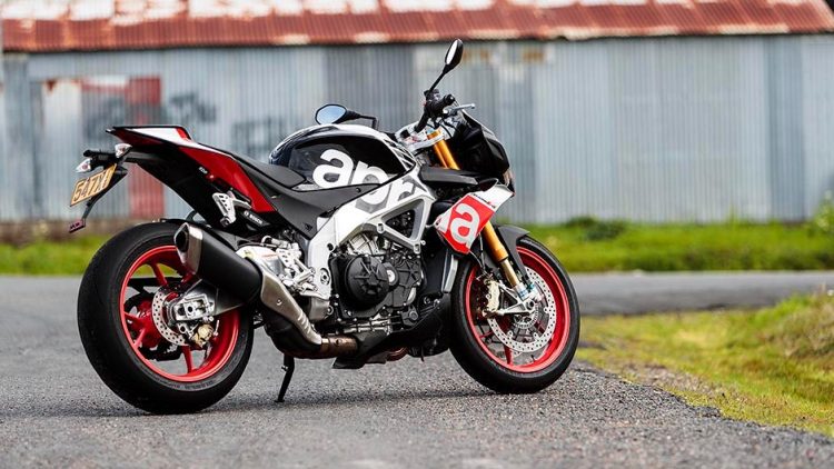 2016 Aprilia Tuono V4 1100 Factory review - NZ Autocar