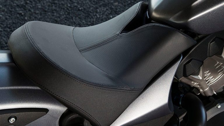 victory octane passenger backrest