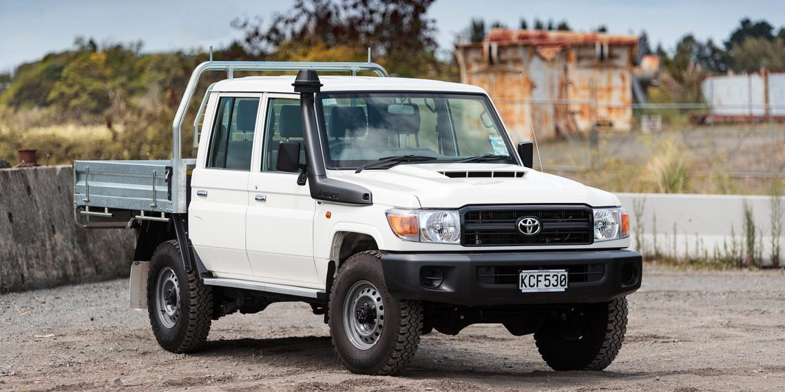 2016 Toyota Landcruiser 70 LT 4.5D review - NZ Autocar