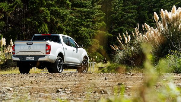 2021 Nissan Navara ST-X 4x4 Review - NZ Autocar