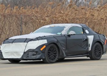 Ford Mustang spy shot front quarter view