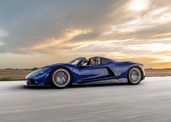 Hennessey Venom F5 Roadster side view driving