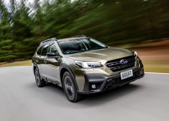 Subaru Outback 2.4 Turbo driving front three quarter view