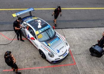 Ryan Wood's Porsche 911 Carrera Cup top down view