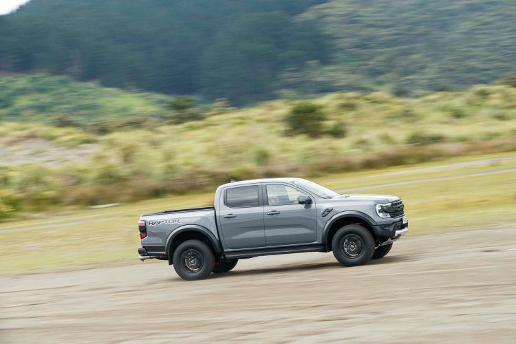 2023 Ford Ranger Raptor vs Ford Ranger Wildtrak comparison review - NZ ...