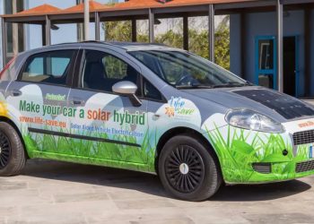 Fiat Punto converted to hybrid with Life-Save solar panels