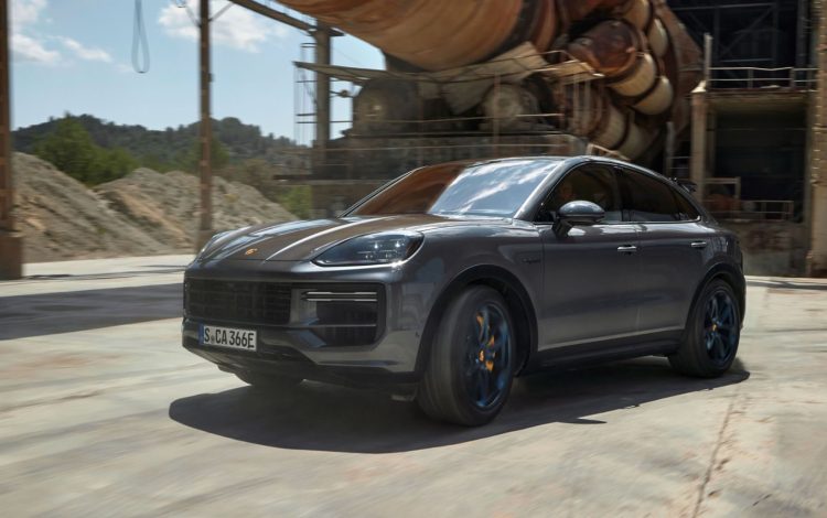 Porsche takes the covers off its most powerful Cayenne ever - NZ Autocar