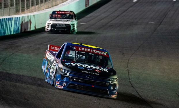 Niece Racing truck racing on oval