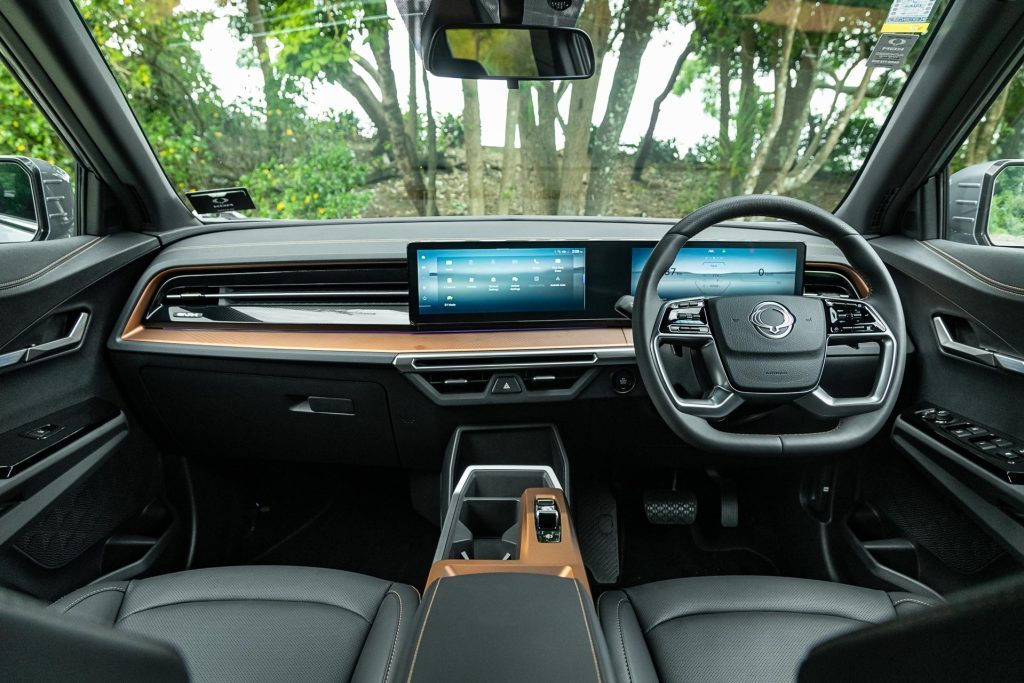 Front interior view in the KGM Torres EVX