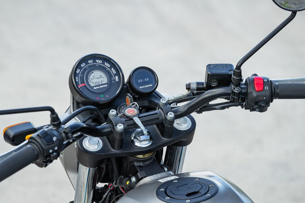 Speedometer layout on the Royal Enfield Scram 411