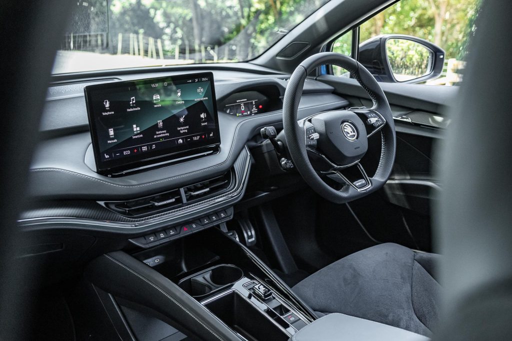 Skoda Enyaq Sportline 80 front interior view