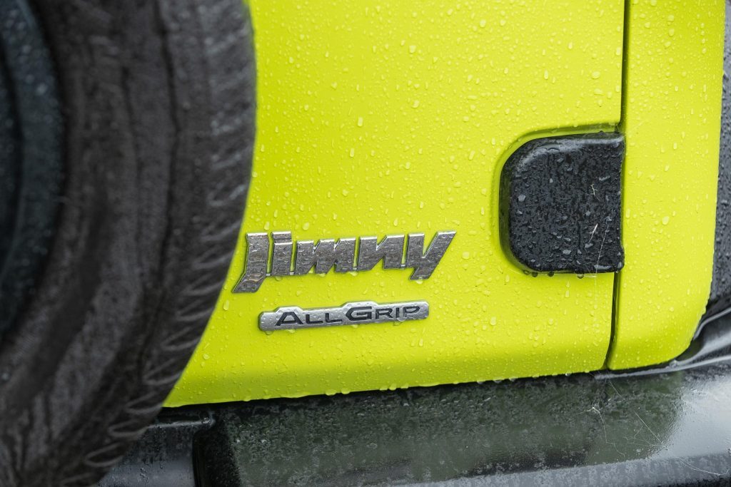 Suzuki Jimny 5-door All Grip badge