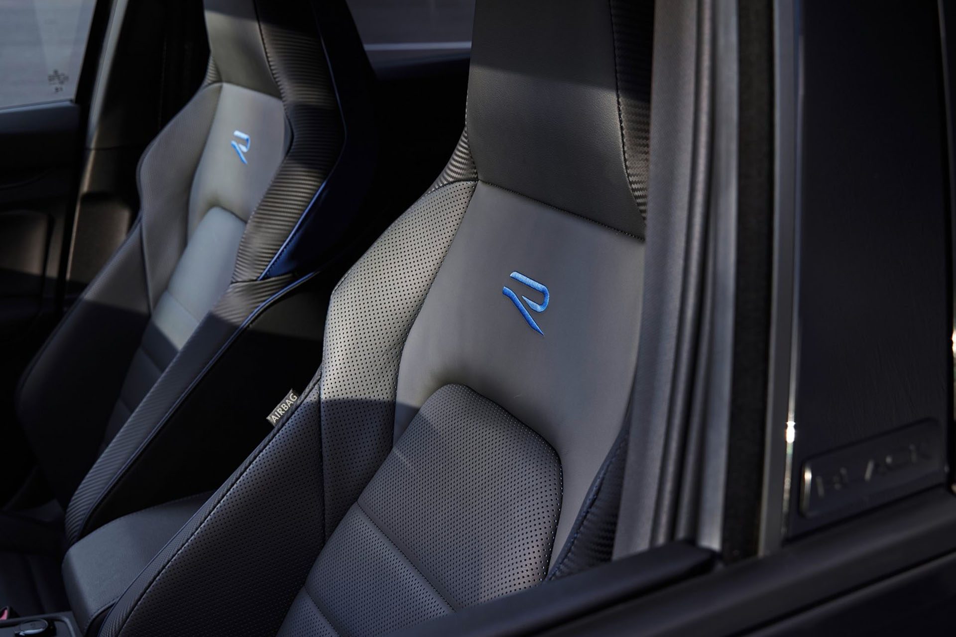 Golf R front sports seats.