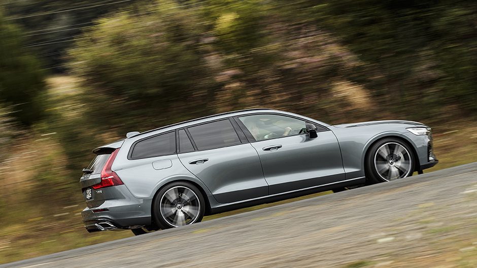 V60 profile panning shot.