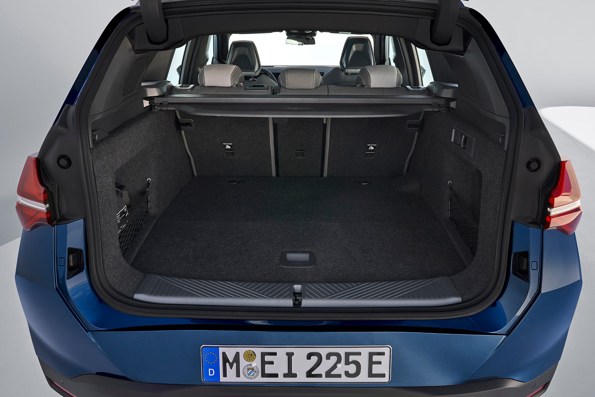 X3 has ample boot space, with split folding 40/20/40.