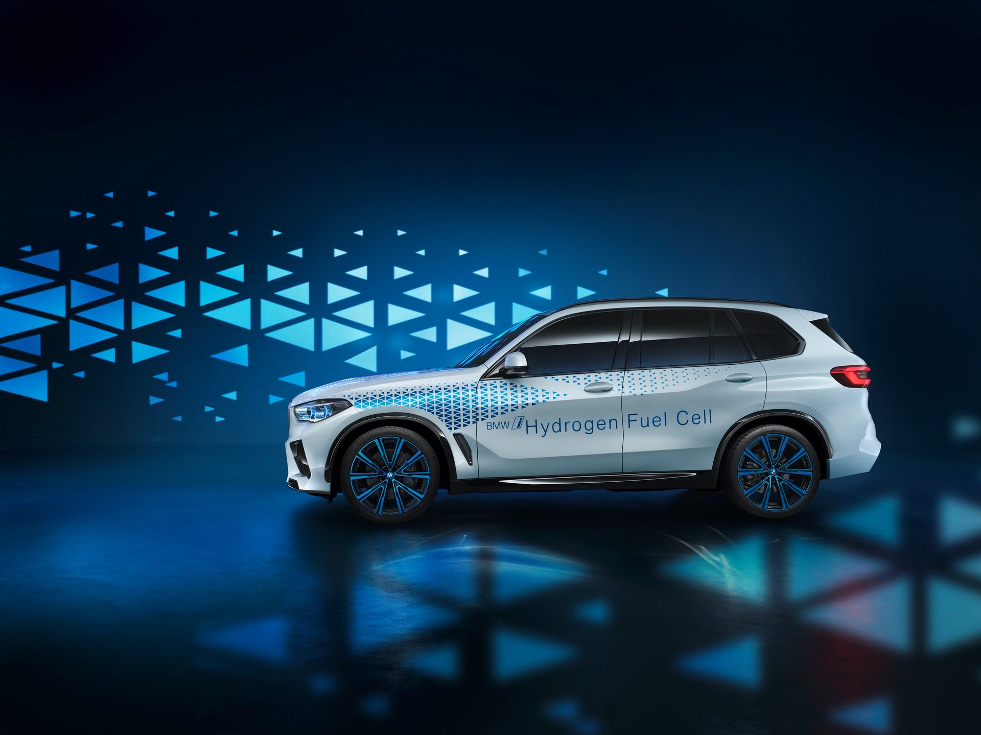 BMW with its iX5 Hydrogen test vehicle.