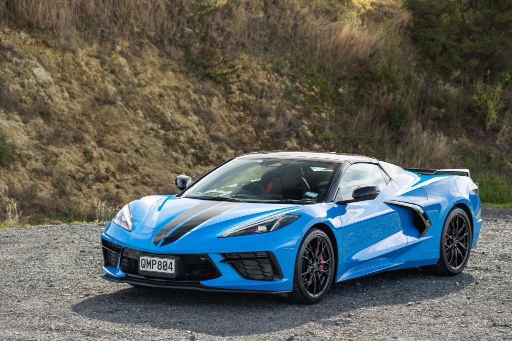 Front quarter view of the Chevrolet Corvette Stingray 3LT Convertible