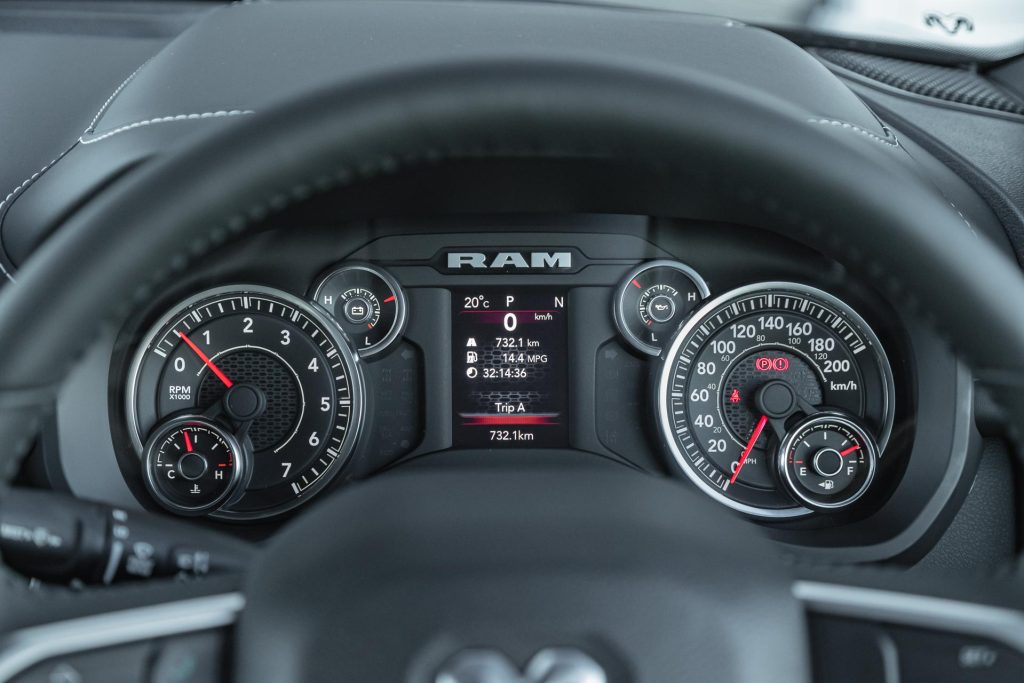 Ram 1500 Big Horn's tachometer