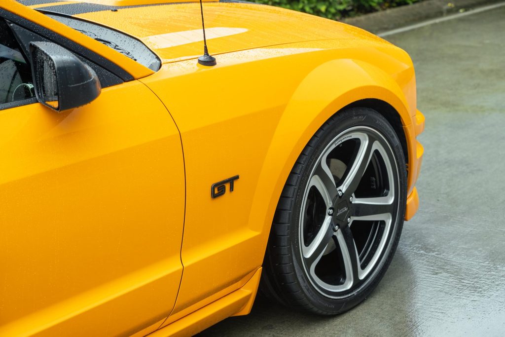 Close up wheel shot of the 2007 Ford Mustang GT