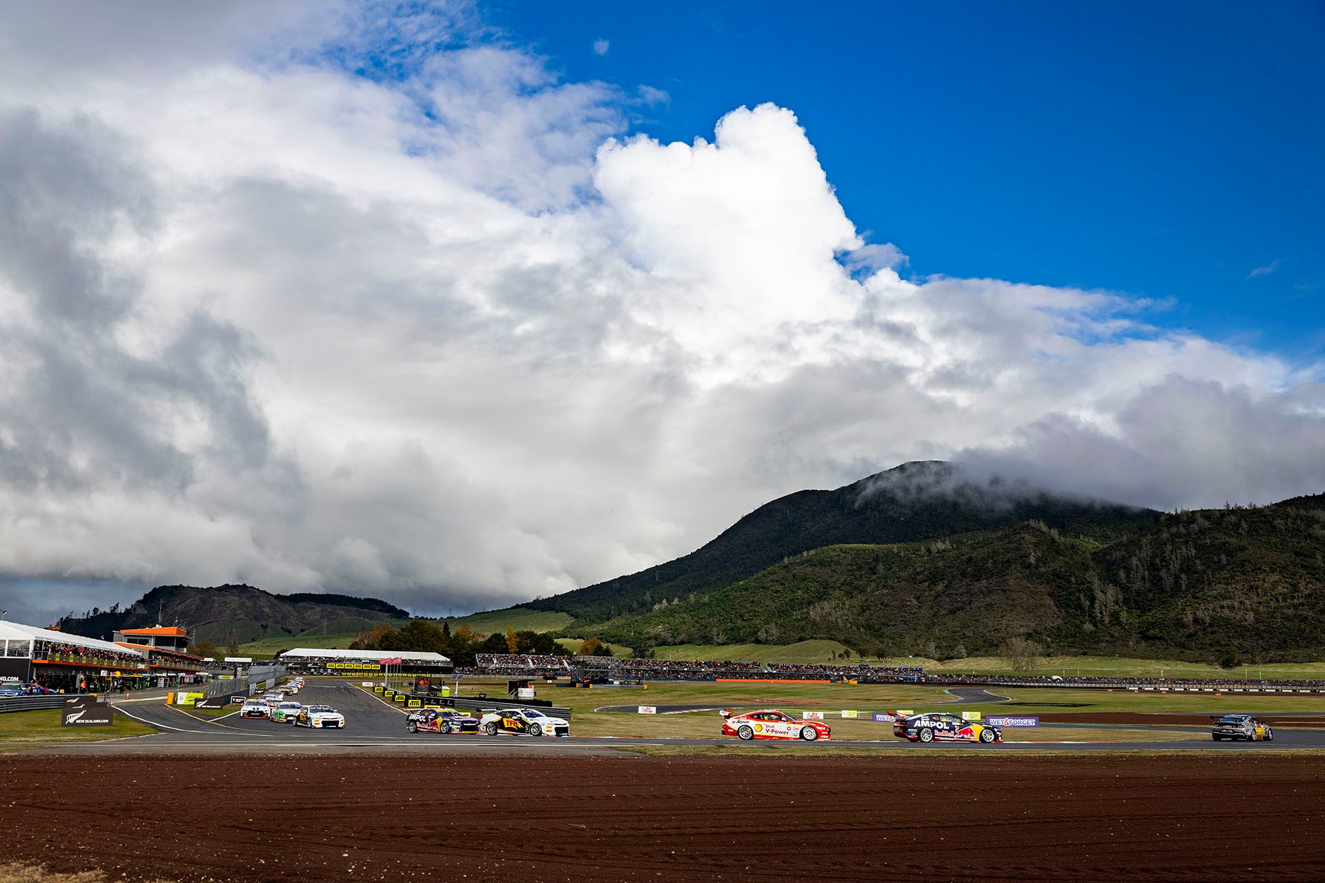 Another shot from turn 1 of the ITM400 racing at Taupo in 2024.