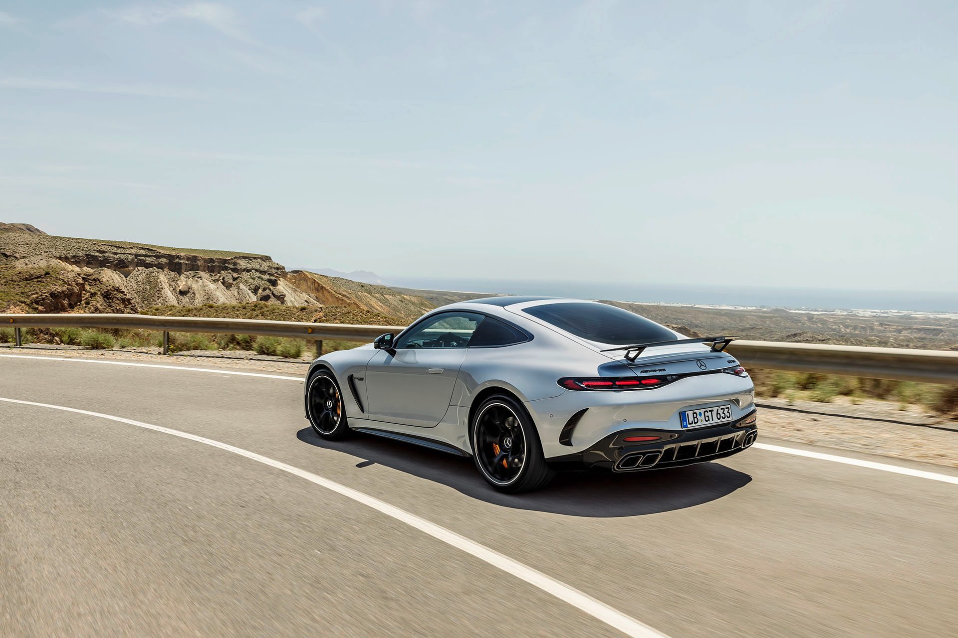 Four exit pipes and extending rear wing once again for the AMG GT 63.