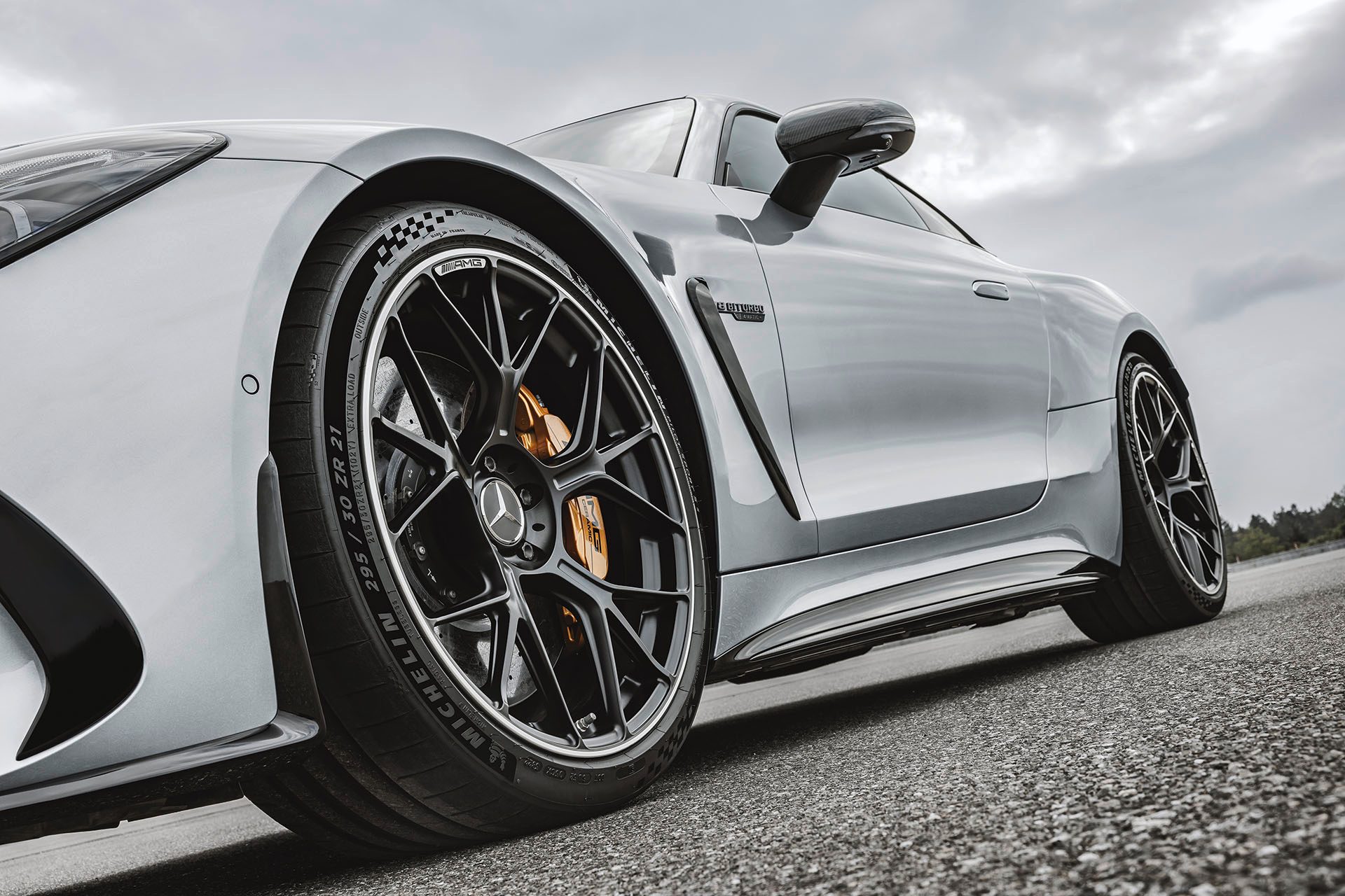 Sexy but hard to clean wheels for the AMG GT.