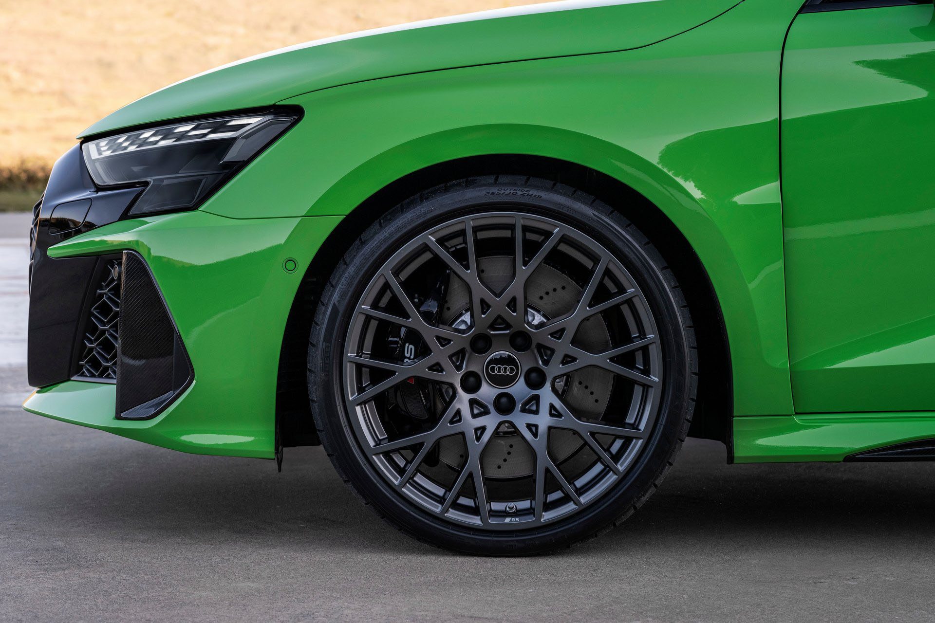 Stunning wheels for this feisty Audi Sport offering but so tricky to clean.