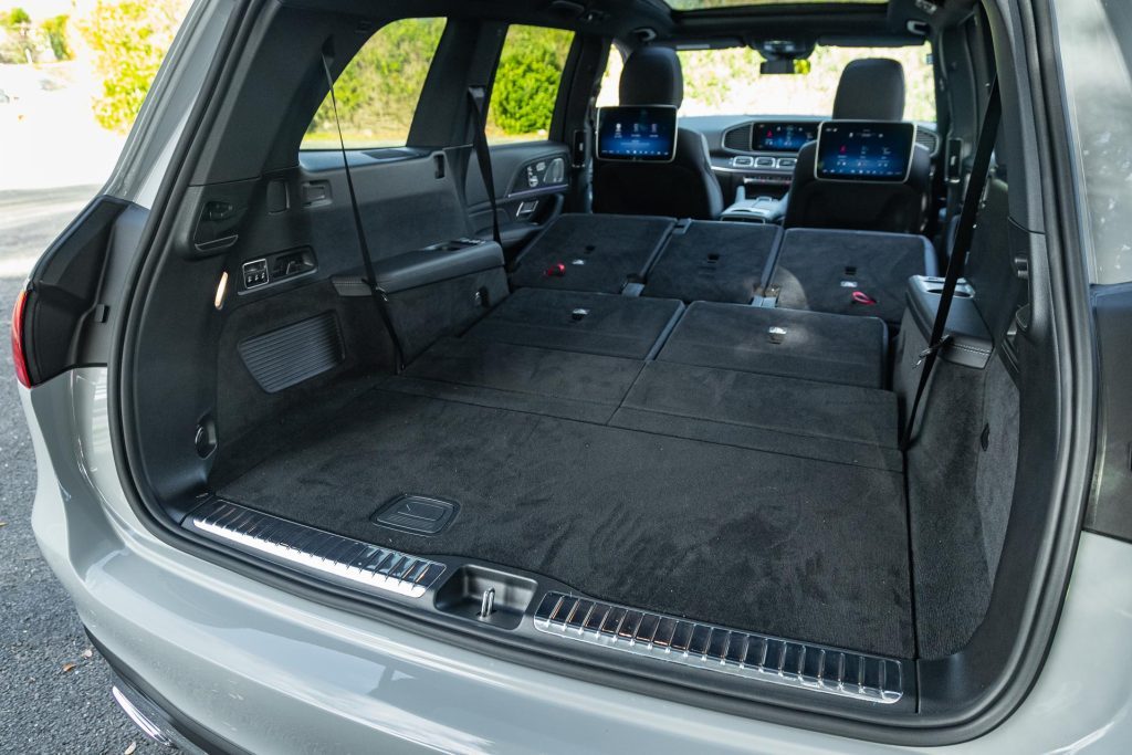 Boot space when fully down in the Mercedes-Benz GLS 450 d