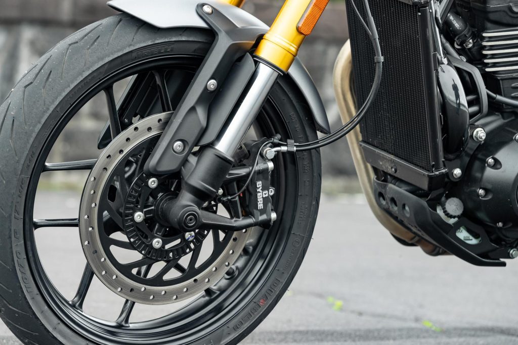 Bybre brakes on the 2024 Triumph Speed 400, detail shot