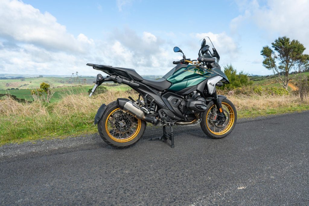 2024 BMW R 1300 GS side profile shot