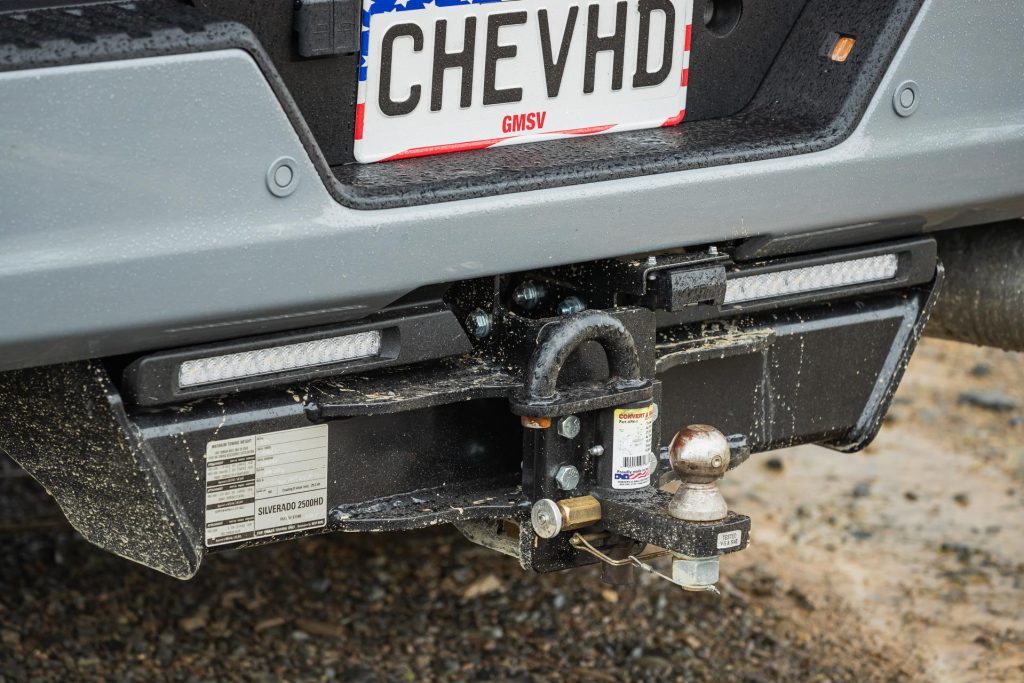 Towball and towbar of the 2024 Chevrolet Silverado 2500 HD LTZ Premium