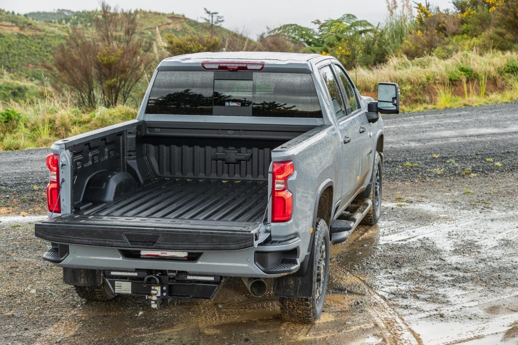 Rear tray setup of the 2024 Chevrolet Silverado 2500 HD LTZ Premium