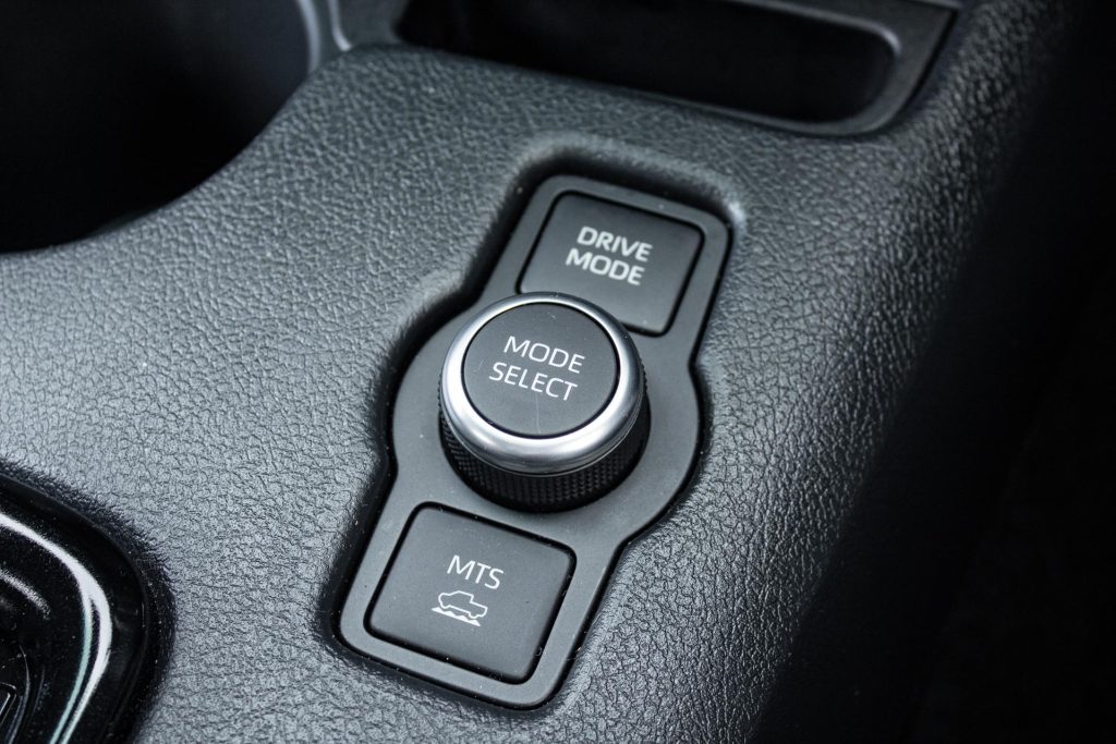 Drive mode selector in the 2024 Toyota Hilux