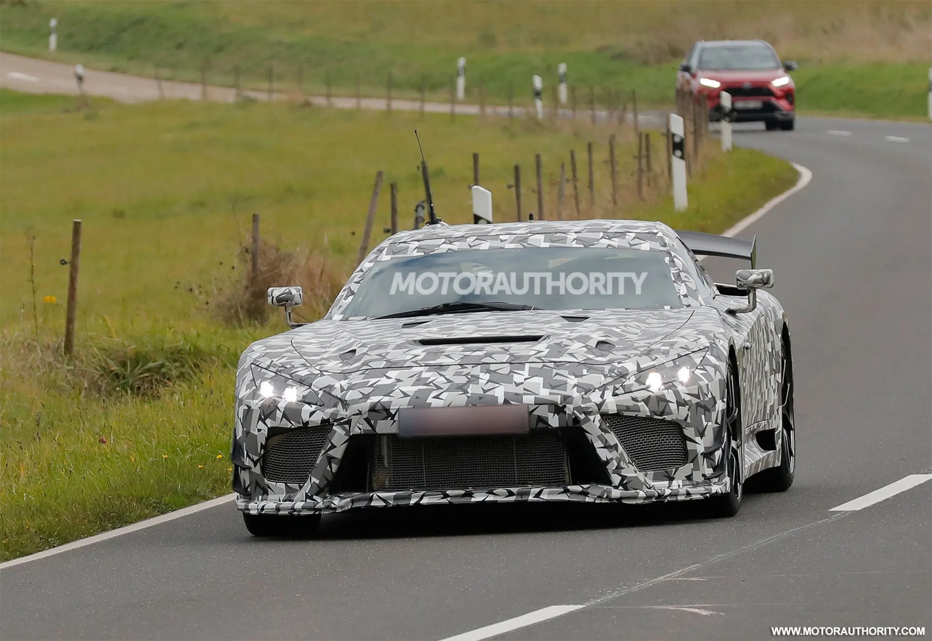 Looks rather like the Toyota and Lexus concept cars from the Tokyo Auto Salon.