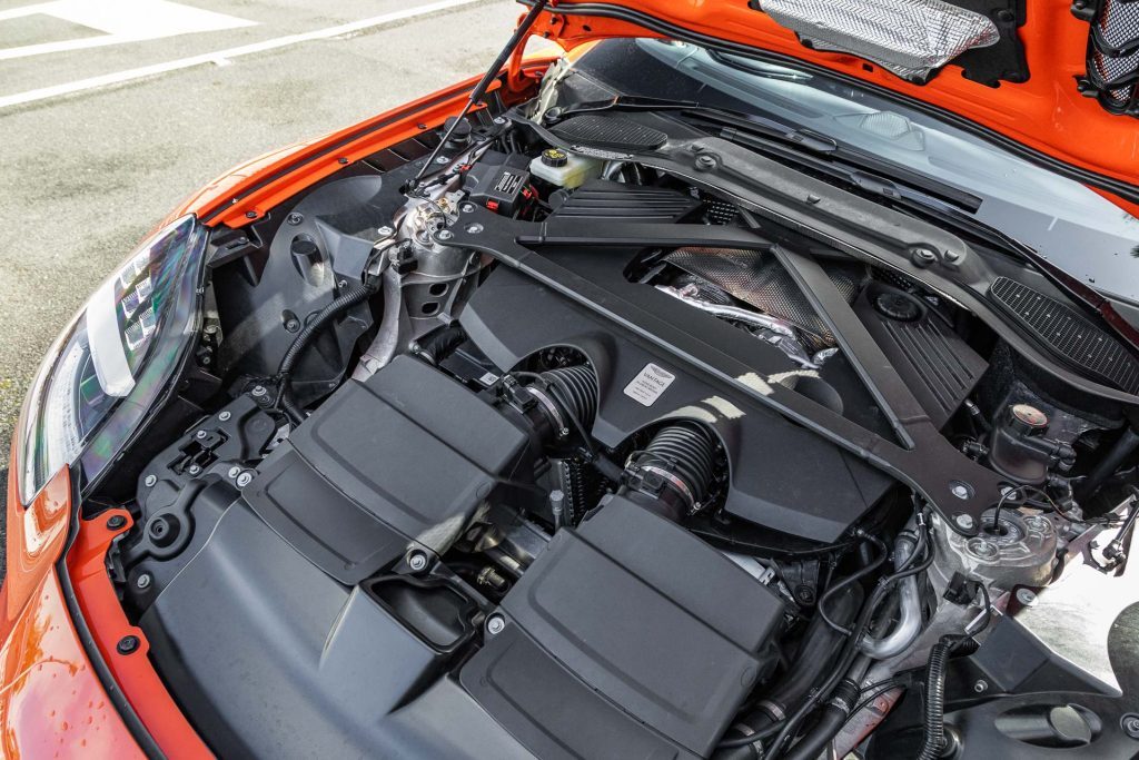 engine bay layout