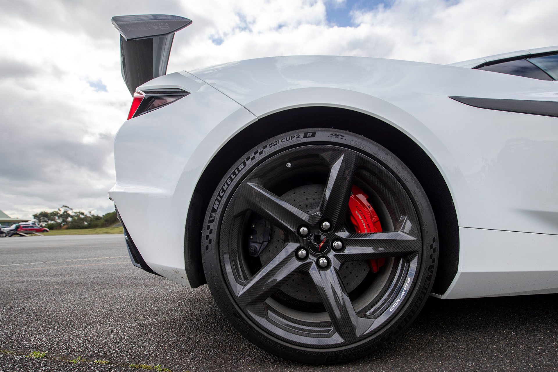 Optional carbon fibre wing and carbon ceramic brakes for the Z06.