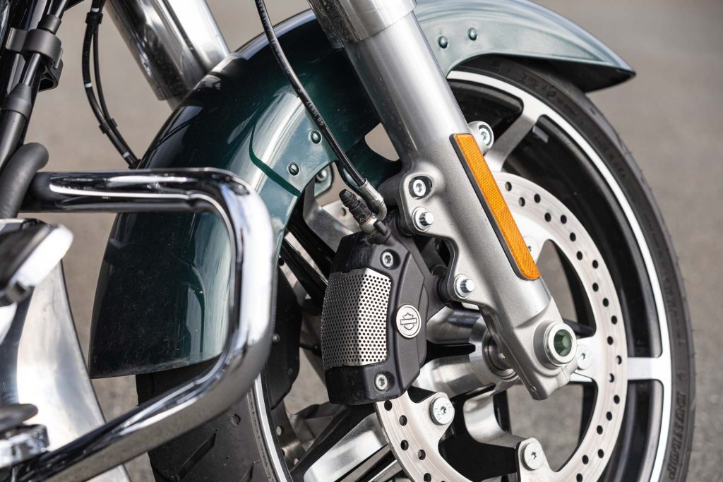 Brake layout of the Road Glide