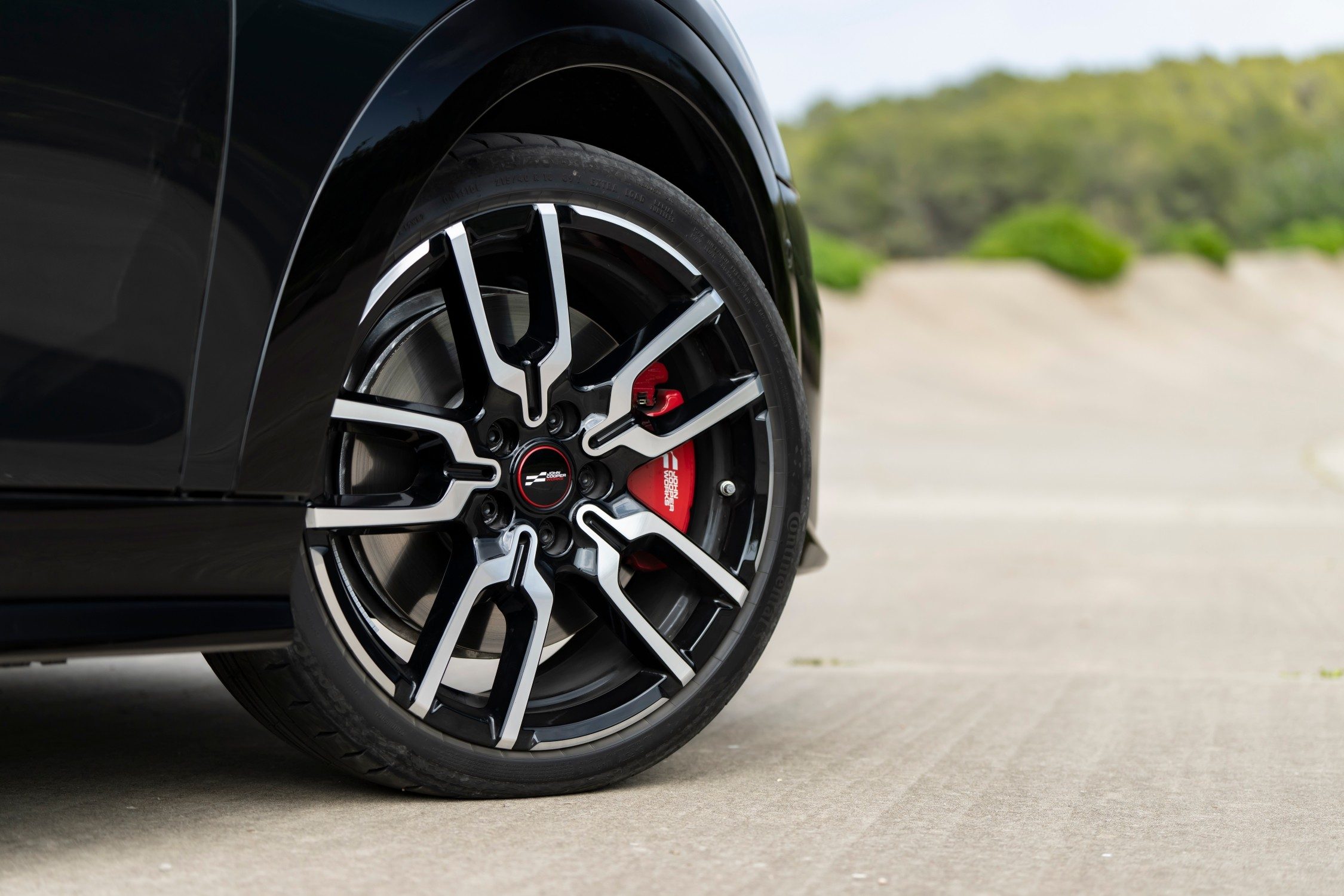 Red JCW calipers for hot Mini.