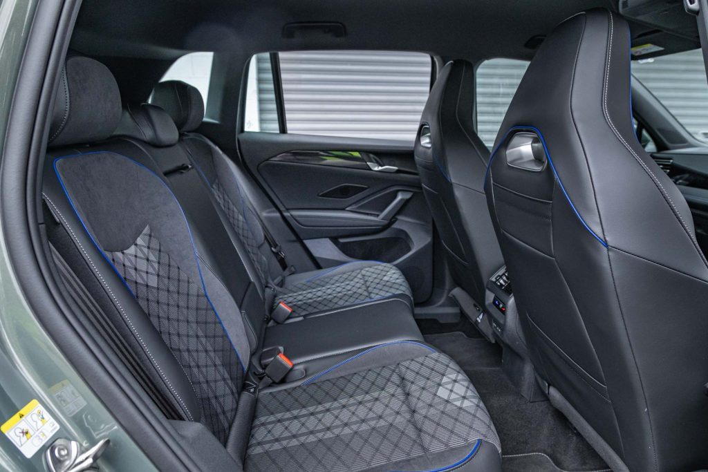 VW Tiguan 2024 rear seat space