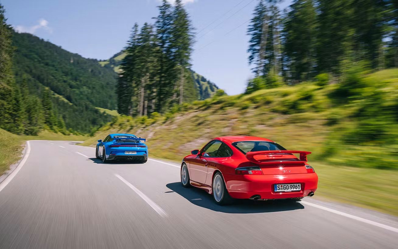 Second generation 911 GT3.