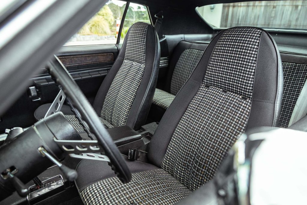 Two front seats inside the Javelin coupe