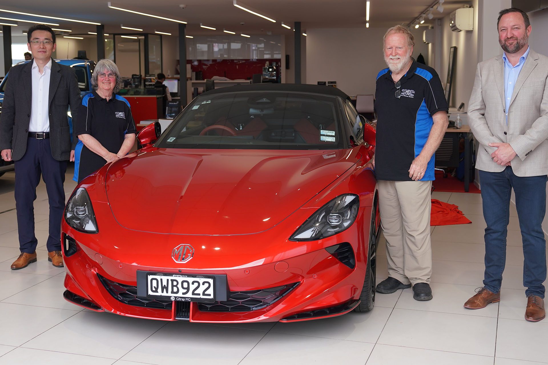 Proud new owners of NZ's first delivered MG Cyberster.