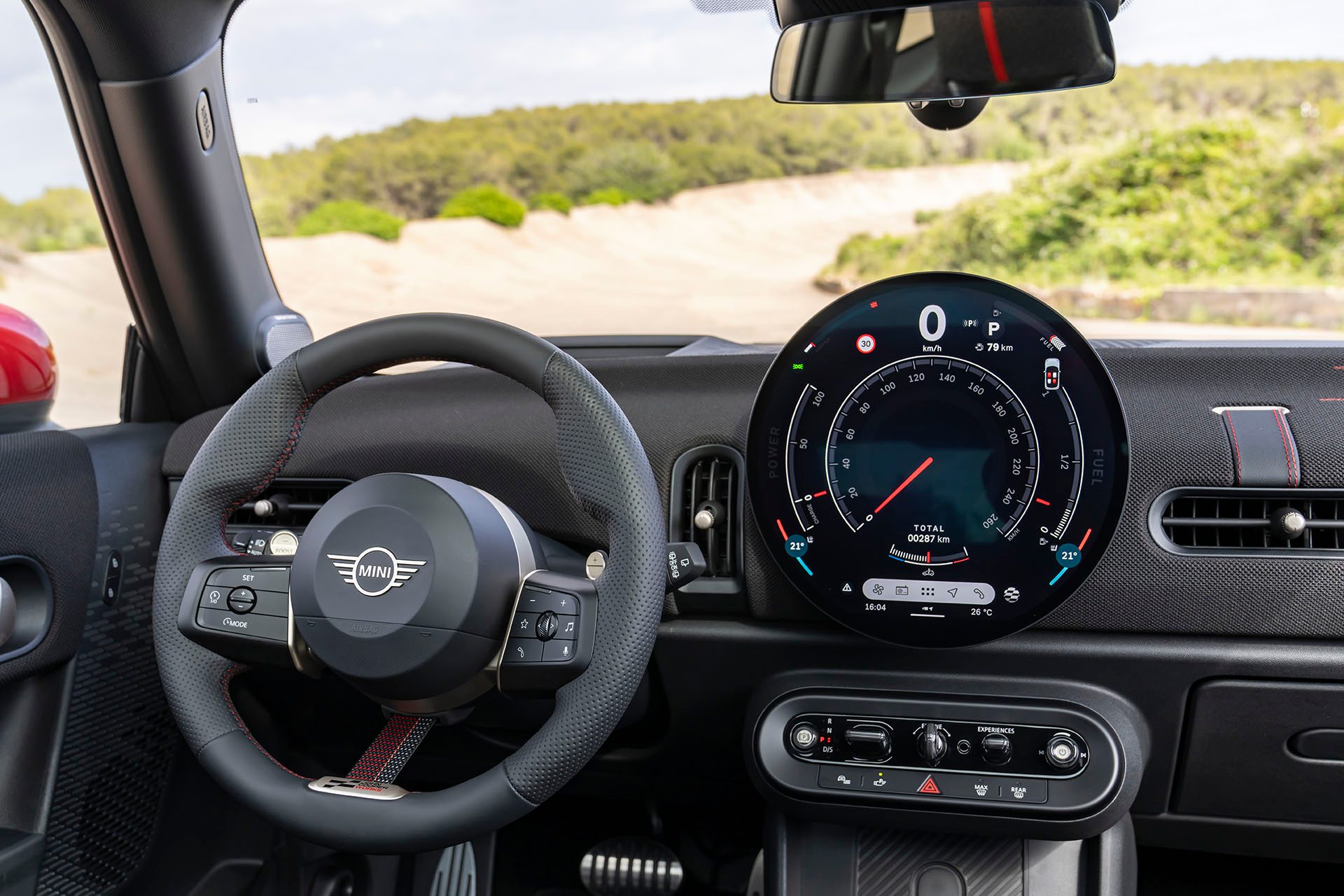 Paddles attached to the JCW wheel. 