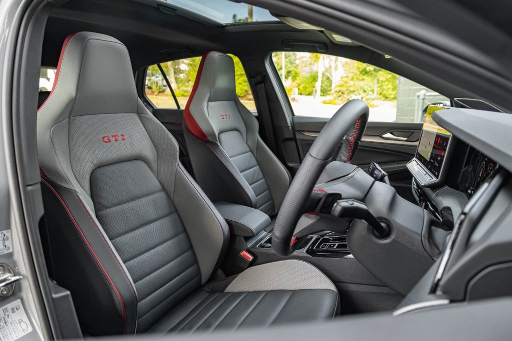 Volkswagen Golf GTI 2024 front seats, no tartan