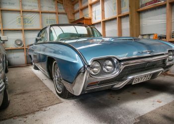 Ford Thunderbird third generation bullet bird, in blue, M-code