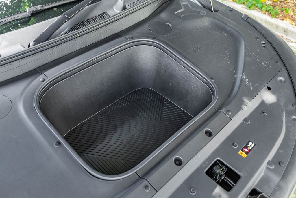 Front boot space of the new EV5