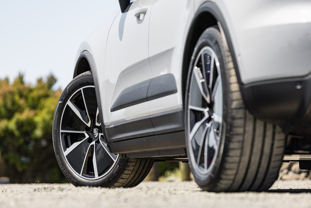 Porsche Macan close up view of wheels