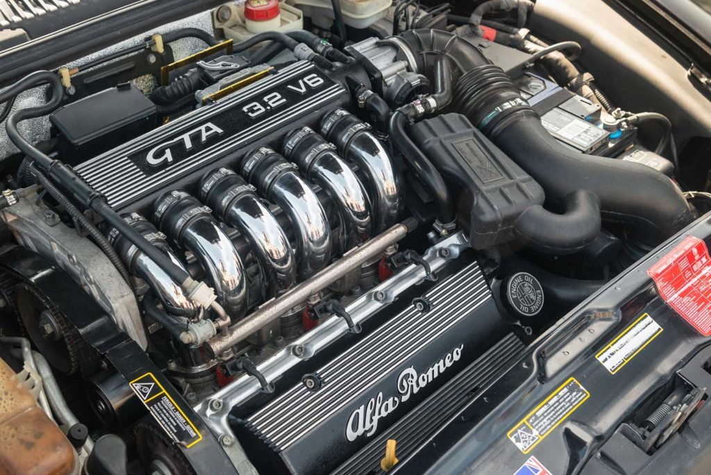 Alfa GTA 3.2L V6 engine, with shiny intake runners