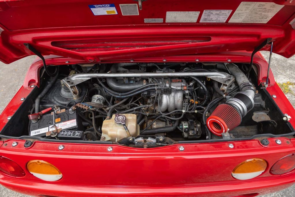 660cc turbocharged three cylinder engine of the Autozam AZ-1 Mazdaspeed