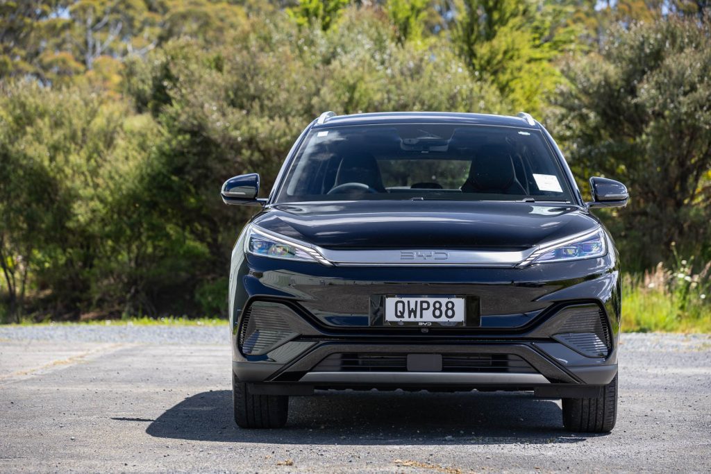 front profile view of the 2024 BYD Atto 3 Extended 